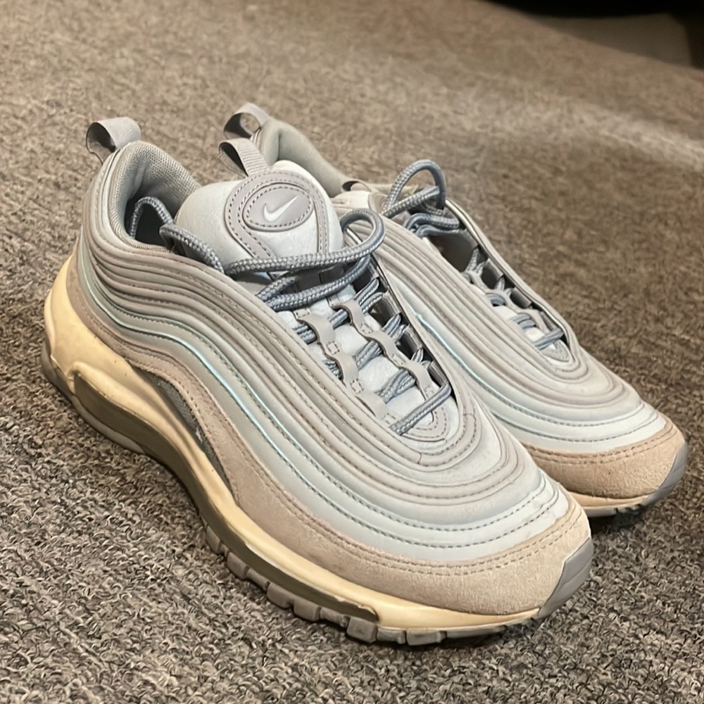 Women’s Nike Air Max 97